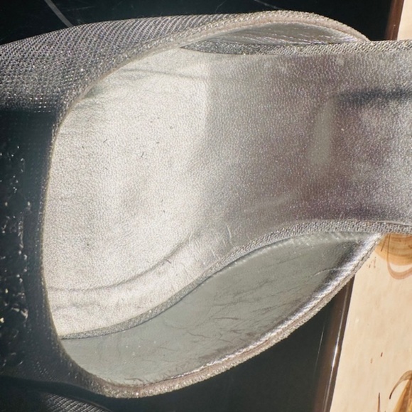 MANOLO BLAHNIK Metallic Silver Crystal Buckle CASSIADO Heel Sandals EU 41 - Picture 15 of 16